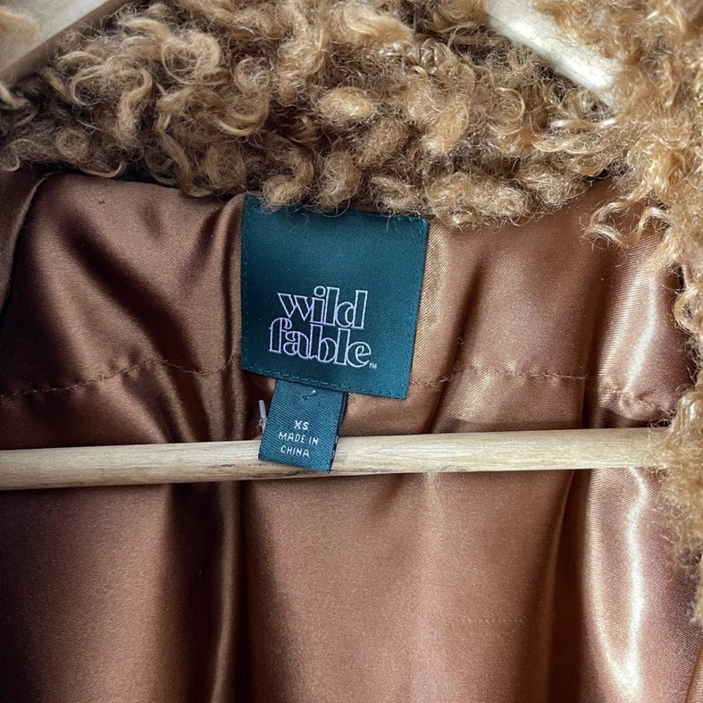 Brown Jacket - Picture 3 of 3